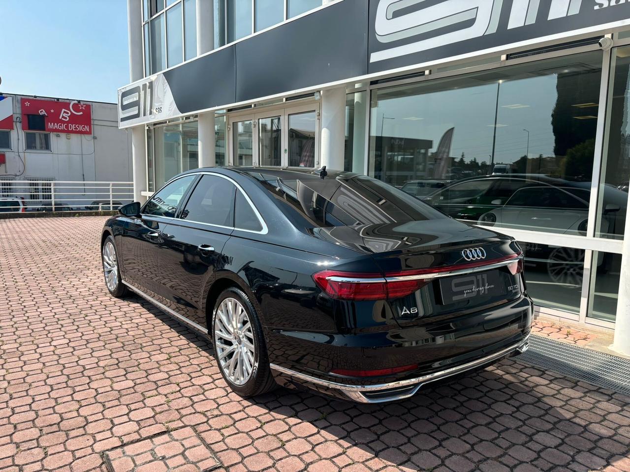 Audi A8 50 TDI 3.0 quattro tiptronic