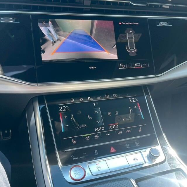 Audi Q8 SQ8 TDI quattro tiptronic sport attitude