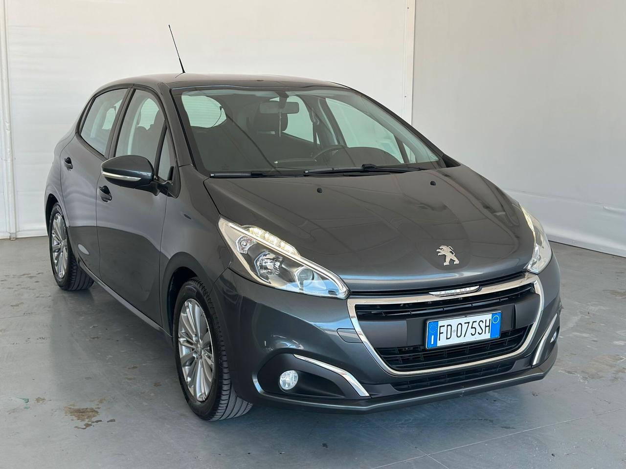 Peugeot 208 1.2 GPL 2016