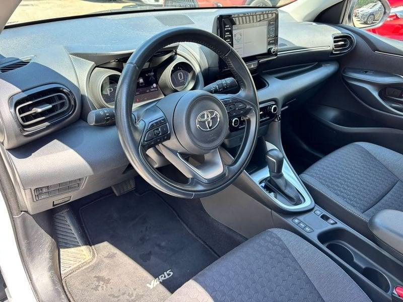 Toyota Yaris Hybrid Trend MY22