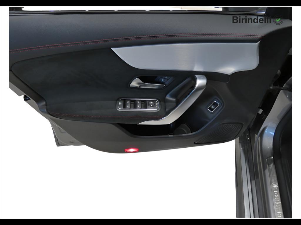 Mercedes-Benz CLA S.Brake (X118) - CLA 200 d Automatic Shooting Brake Premium