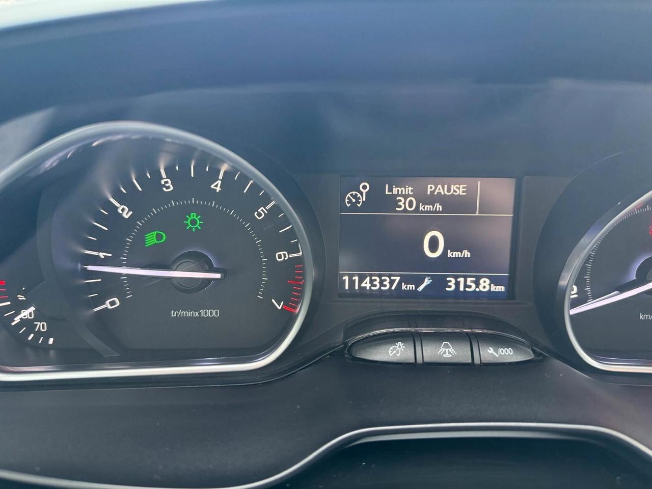 Peugeot 208 1.2 VTi 82 CV 5 porte Access