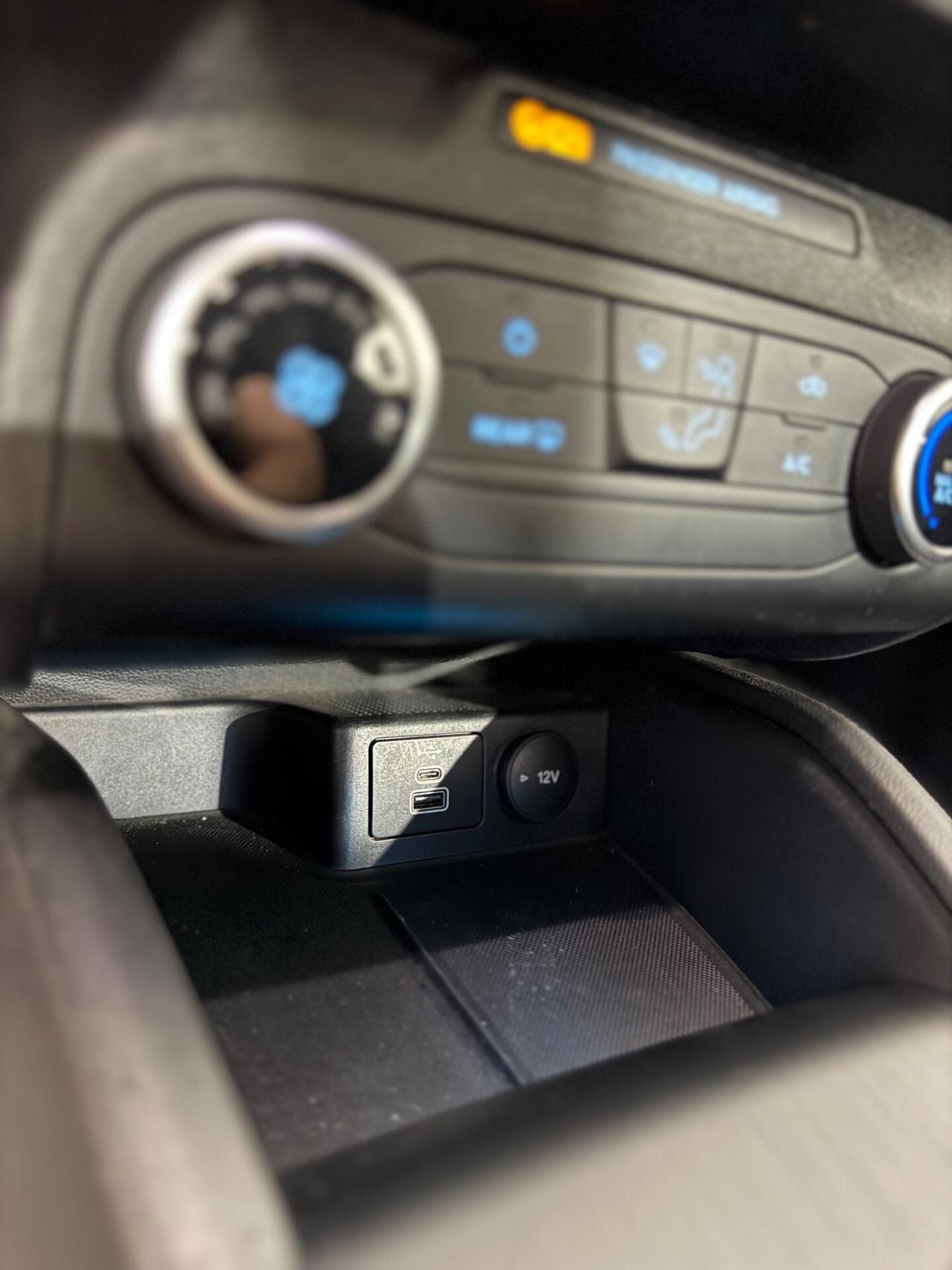 Ford Focus 1.5 EcoBlue 120 CV automatico SW Business
