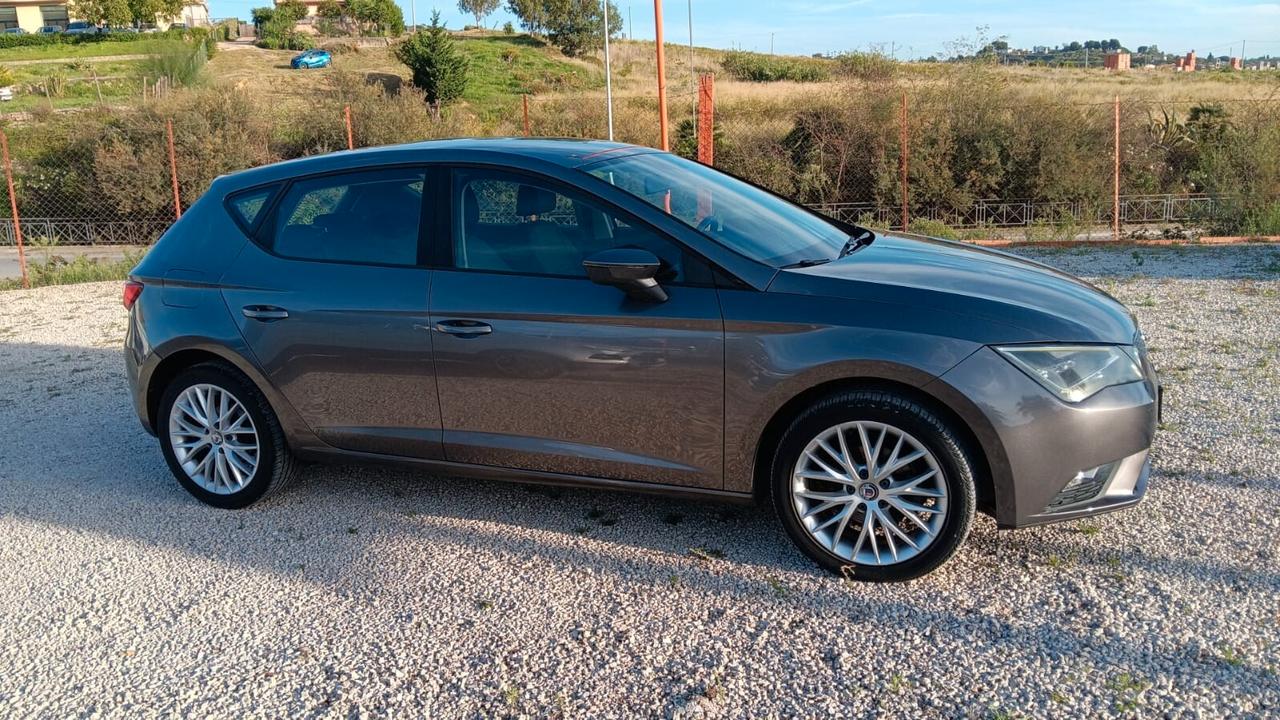 Seat Leon 1.6 TDI 105 CV 5p. Style