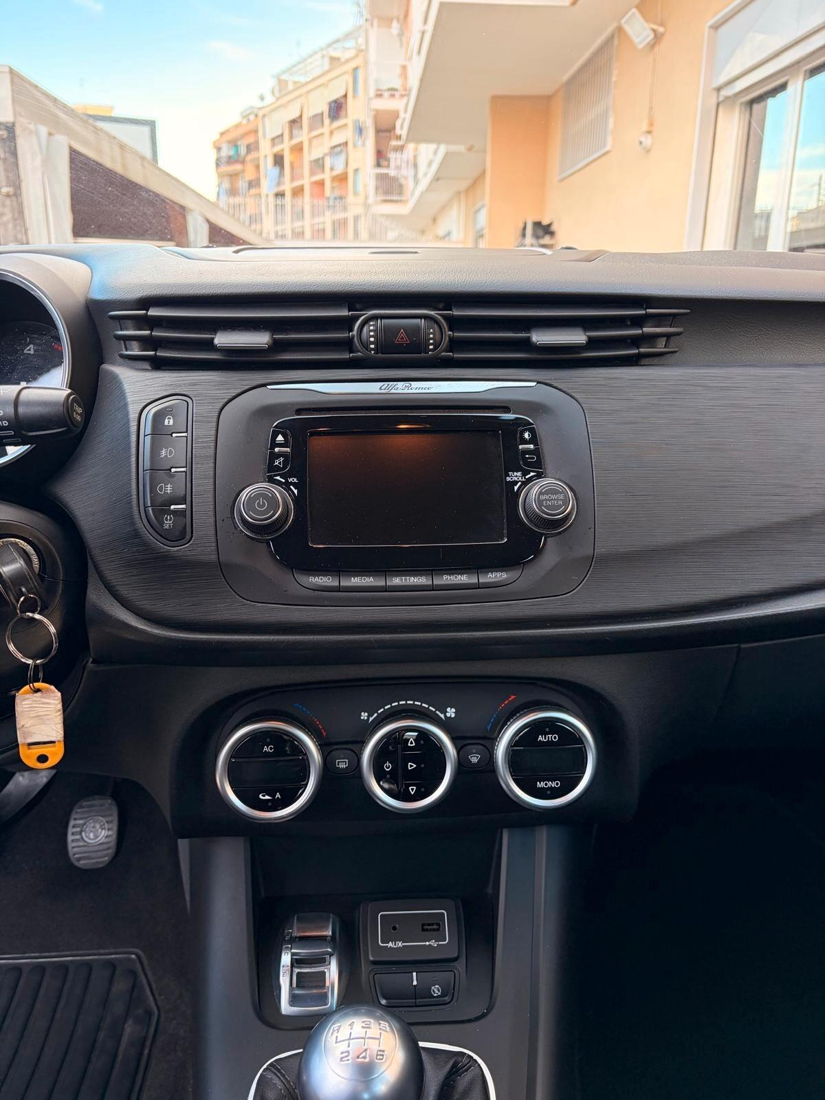 Alfa Romeo Giulietta 1.6 JTDm 120 CV Business