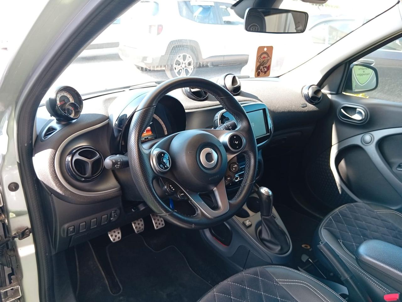 Smart ForFour 90 0.9 Turbo Brabus Style