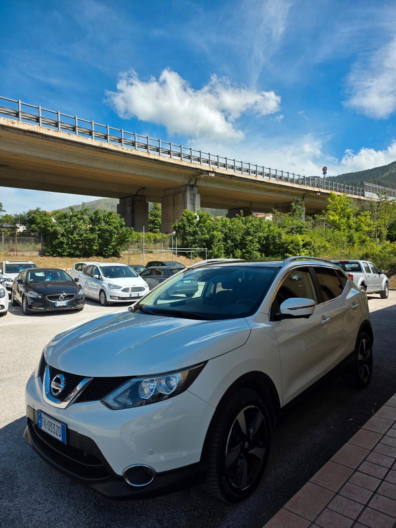 Nissan Qashqai 1.5 dCi N-Vision