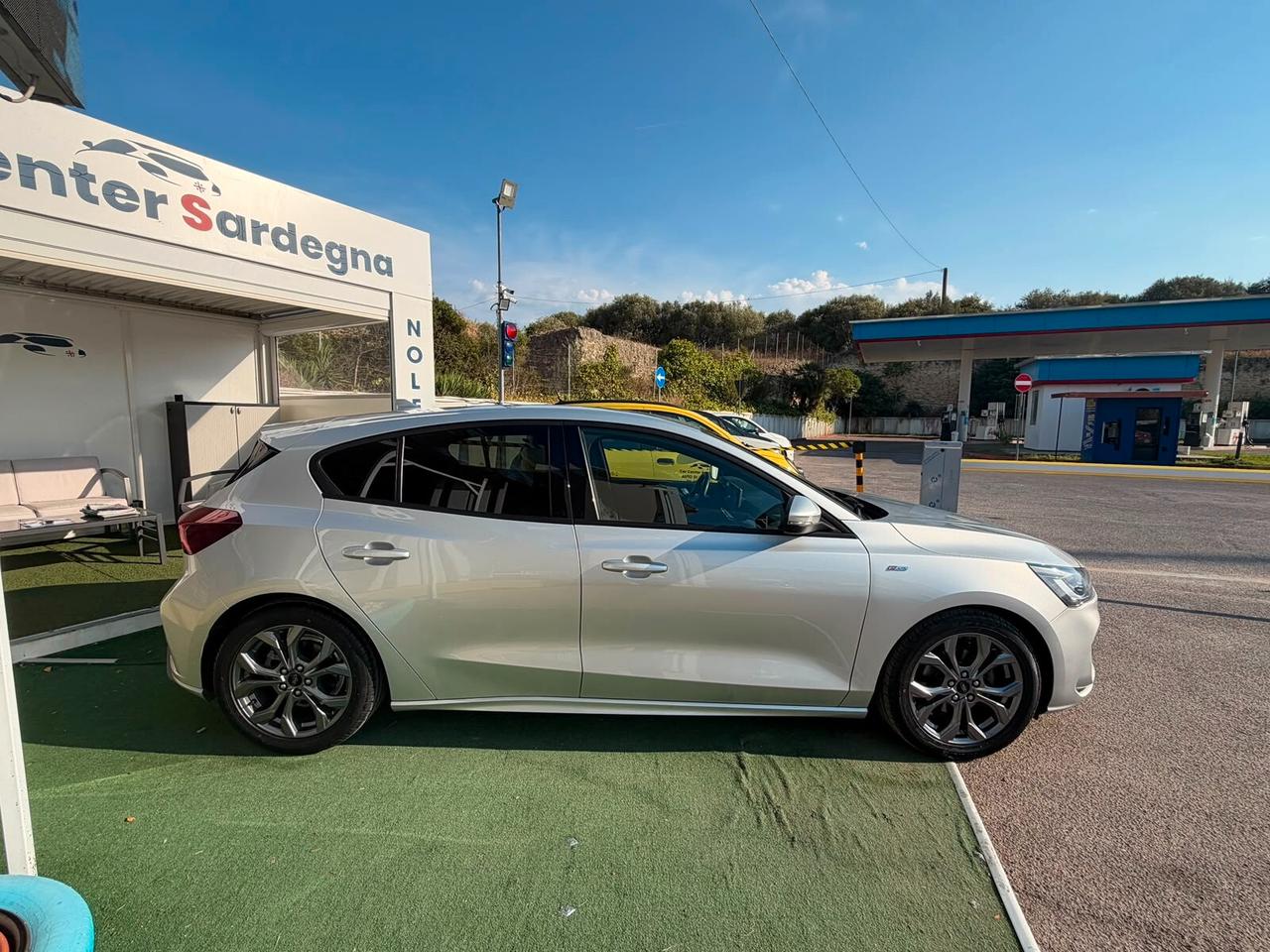 Ford Focus 1.0 EcoBoost Hybrid 125 CV 5p. ST-Line