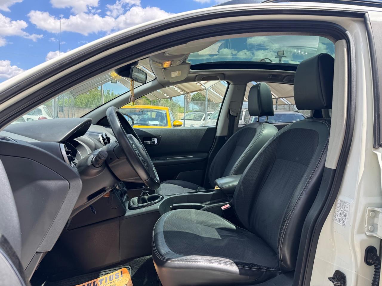 Nissan Qashqai 1.6 dCi N-tec 360 Navi Pelle Tetto Catena nuova