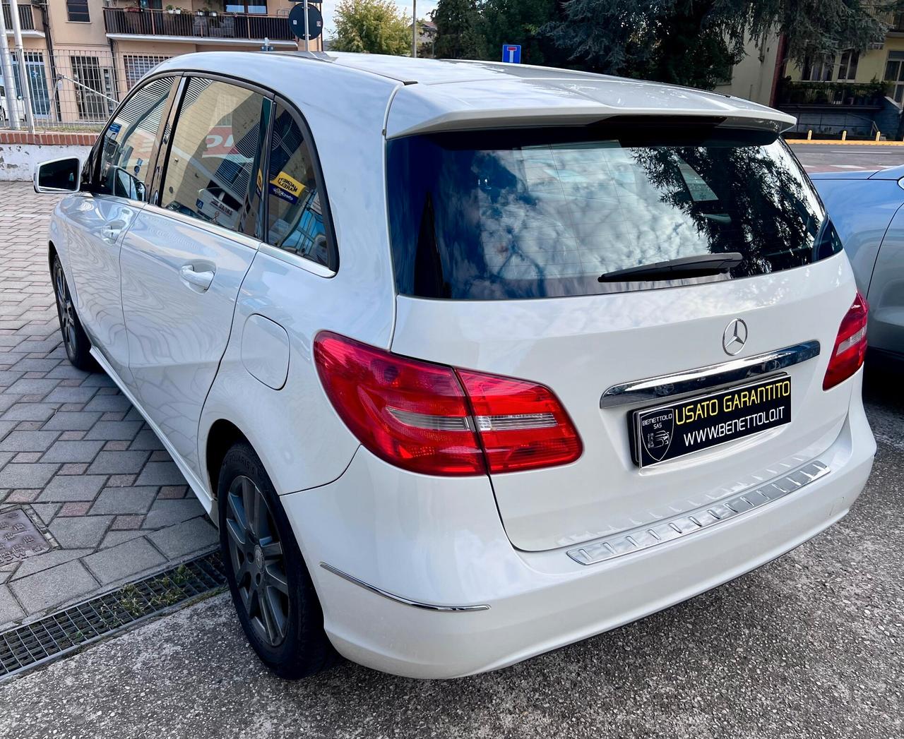 Mercedes-benz B 180 CDI BlueEFFICIENCY Executive