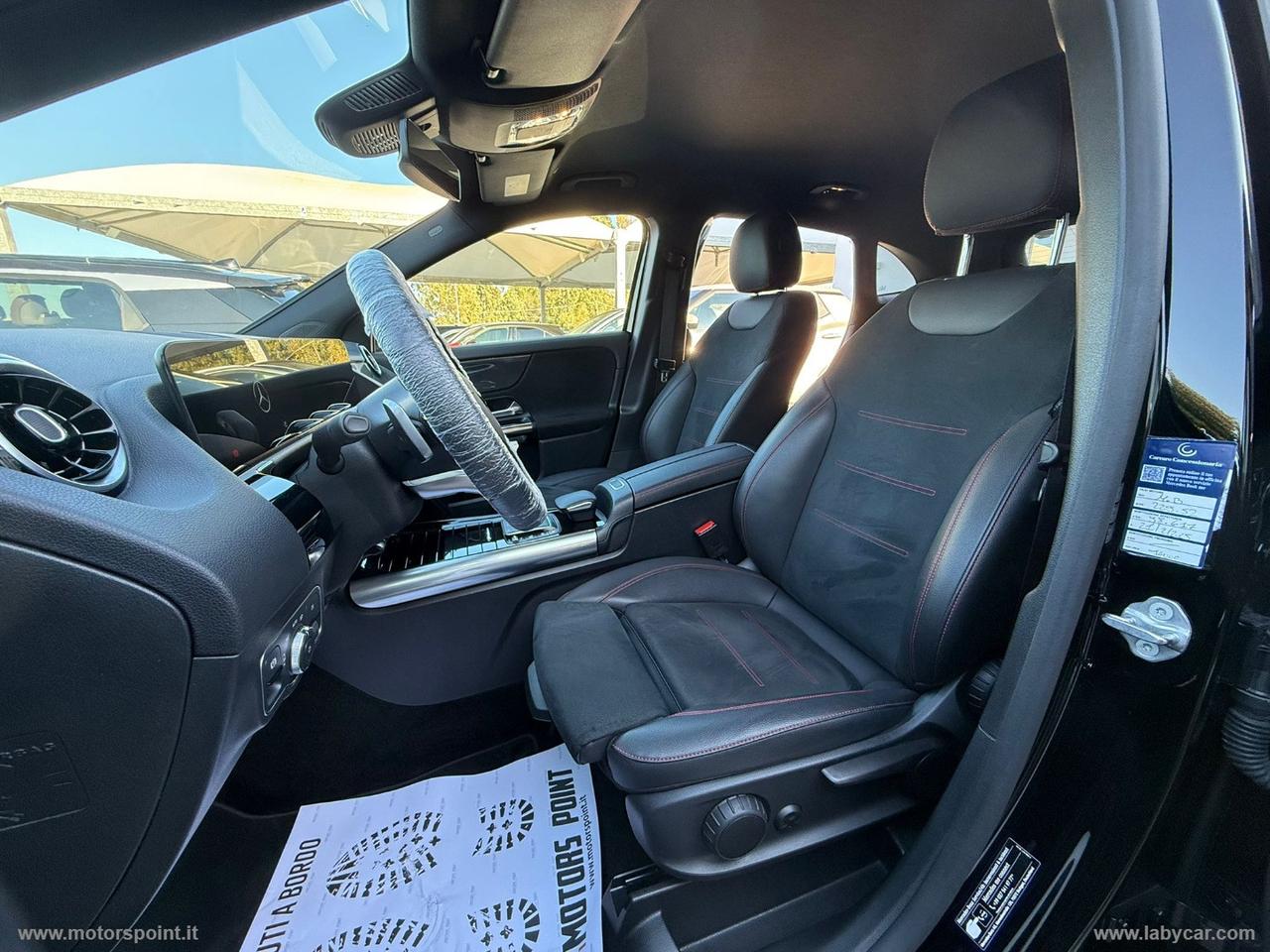 MERCEDES-BENZ GLA 180 d Automatic Premium