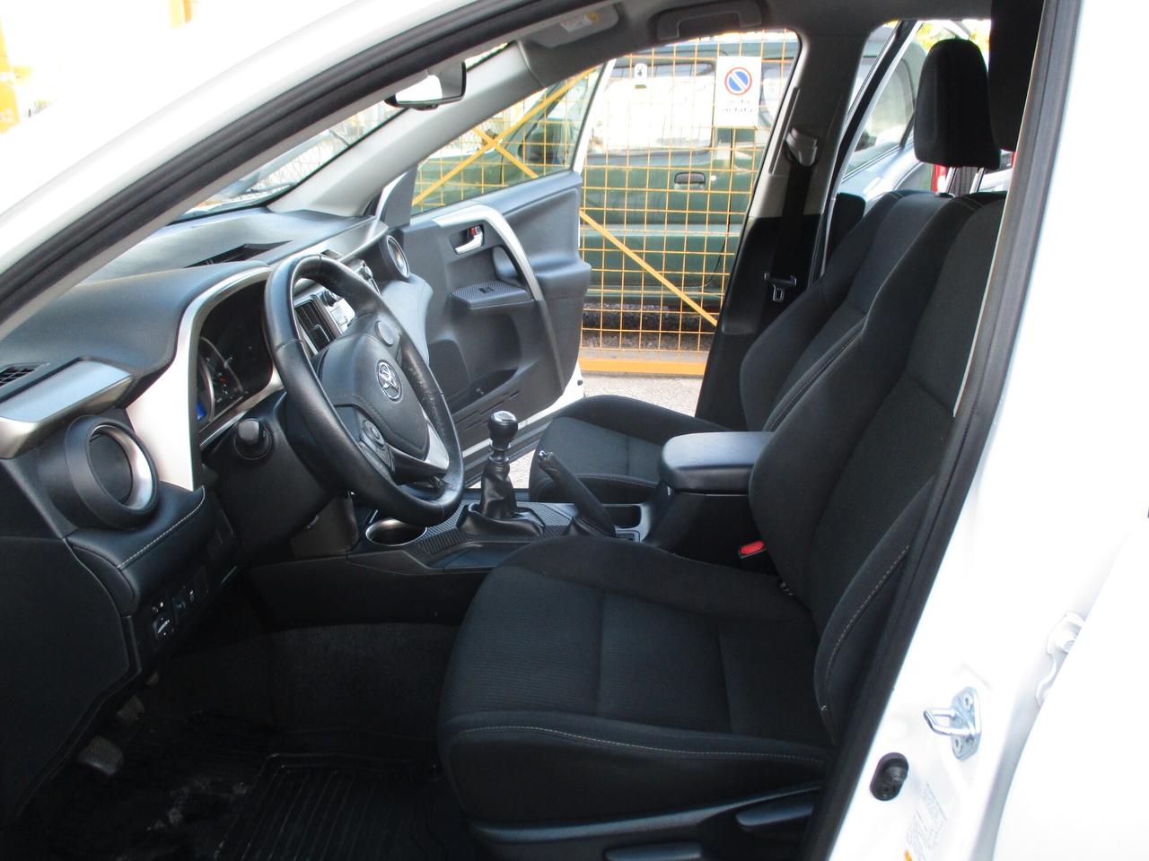 Toyota RAV 2.0 D-4D PARI AL NUOVO 85000 KM 2015