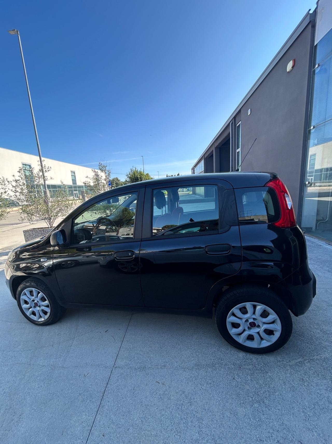 Fiat Panda 0.9 TwinAir Turbo Natural Power Lounge