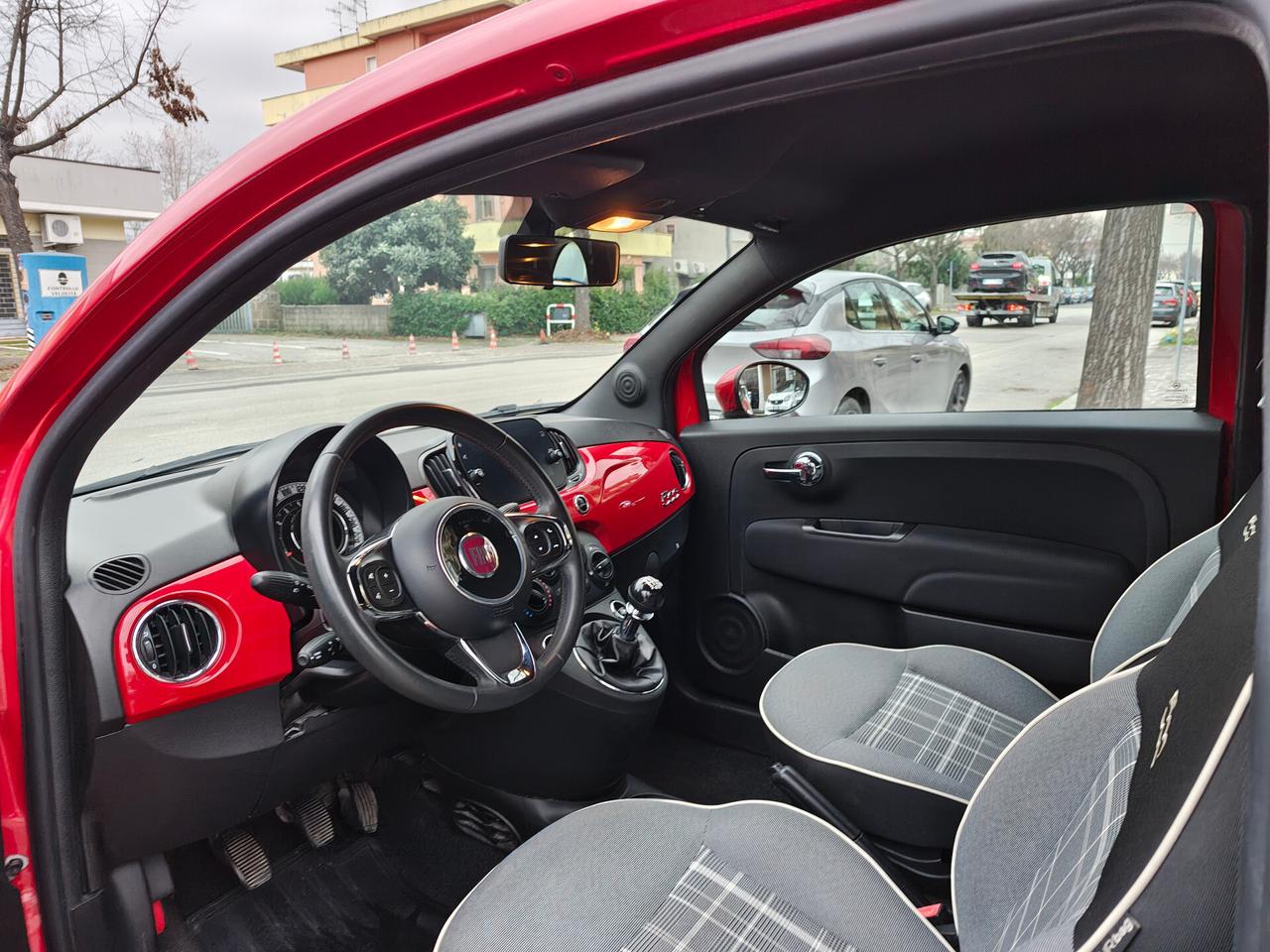 Fiat 500 1.0 Hybrid Dolcevita