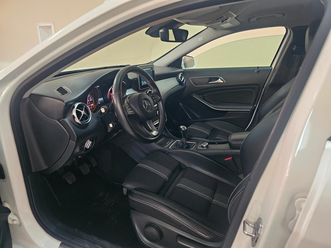 Mercedes-benz GLA 180 d Sport