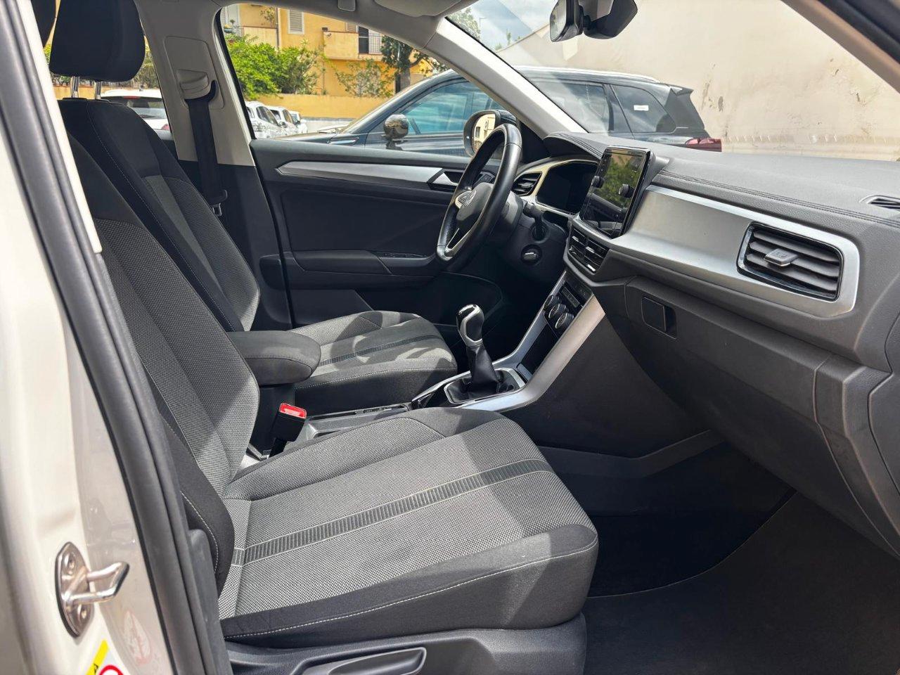 Volkswagen T-Roc 1.0 tsi Life 110cv