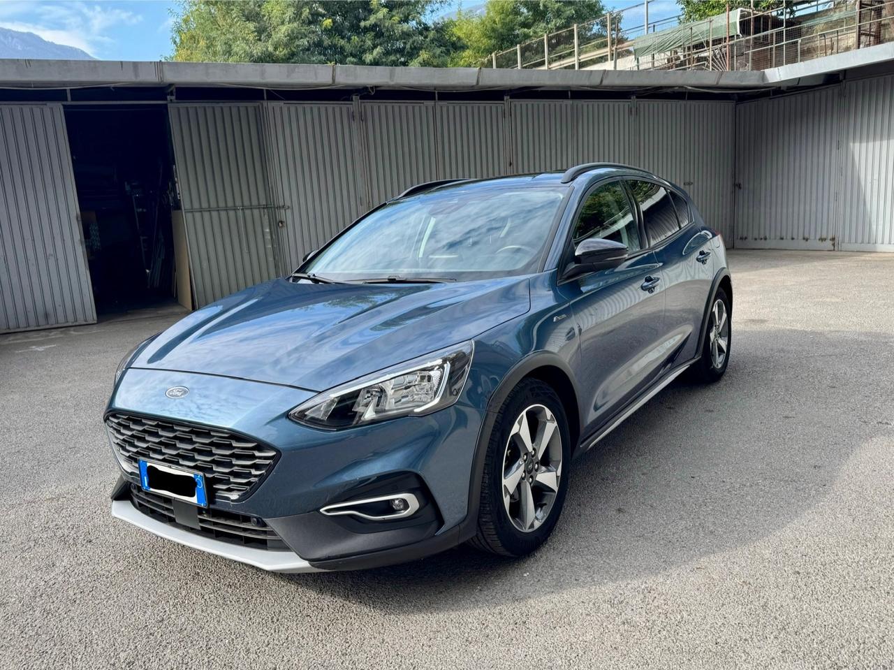 Ford Focus 1.0 Hybrid 125 CV Active acc permute