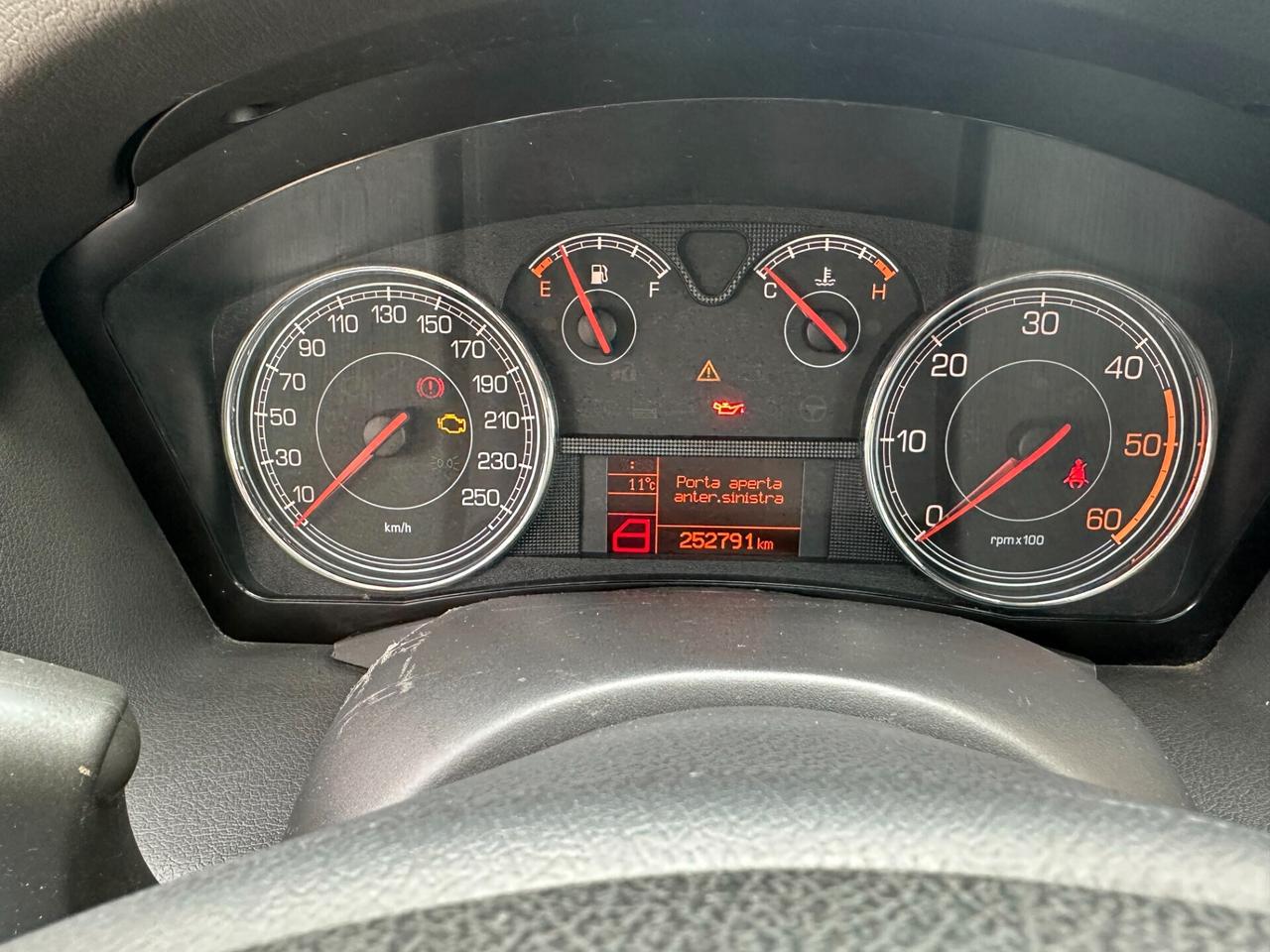 Fiat Croma 1.9 MJT 150cv NO GARANZIA