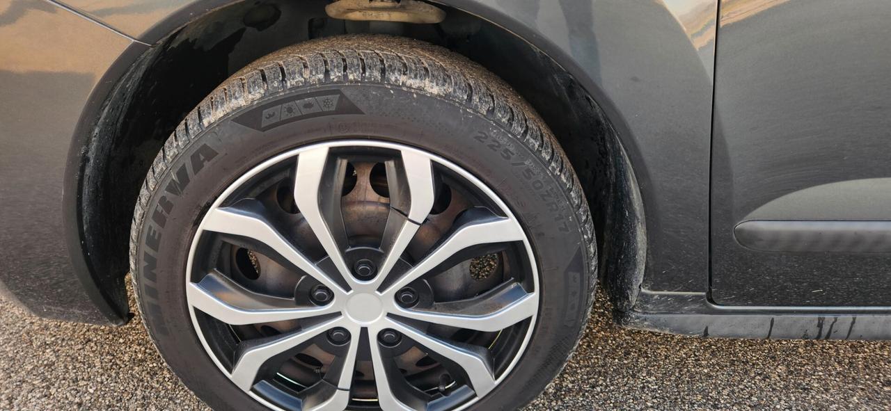 Peugeot 3008 1.6 VTi 120CV Premium