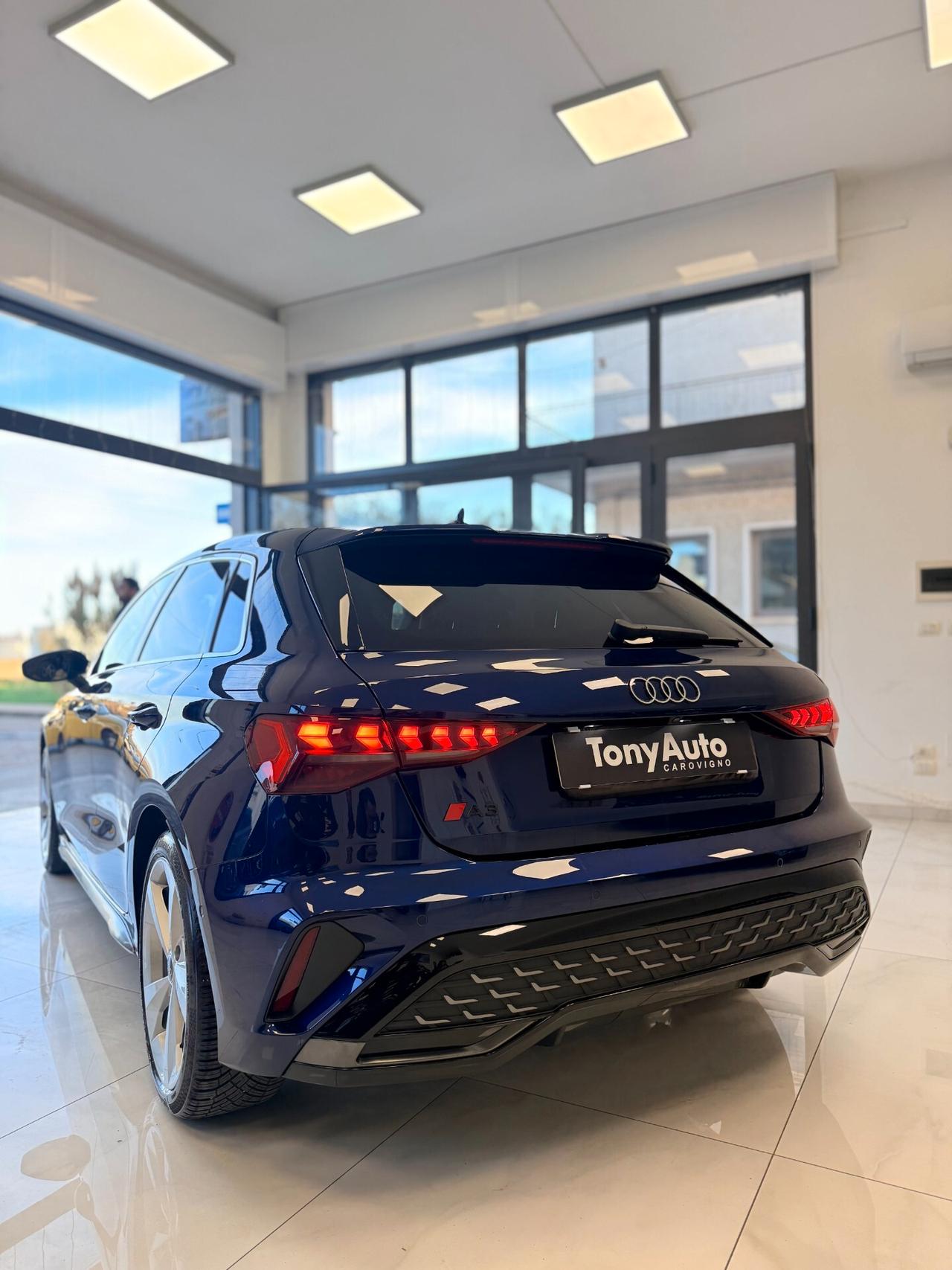 Audi A3 SPB 35 TDI S tronic line edition PACCHETTO LUCI SOFFUSE,APPLE CARPLAY,NAVI,TELECAMERA,FARO MATRIX