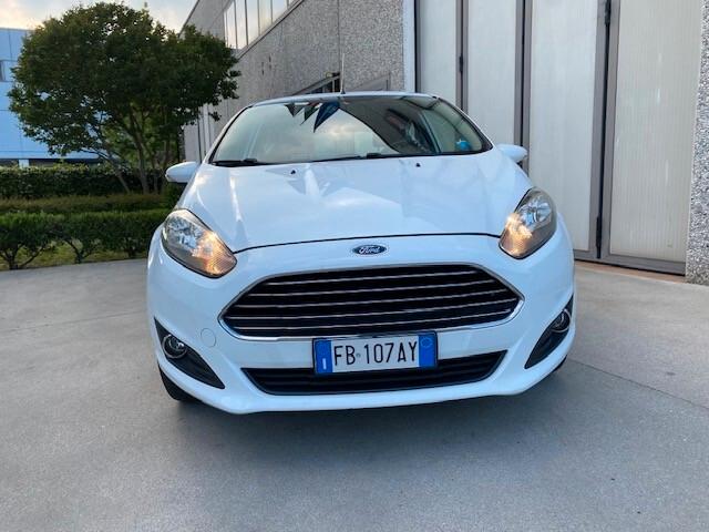 Ford Fiesta 1.5 TDCi 75CV 5 porte Titanium