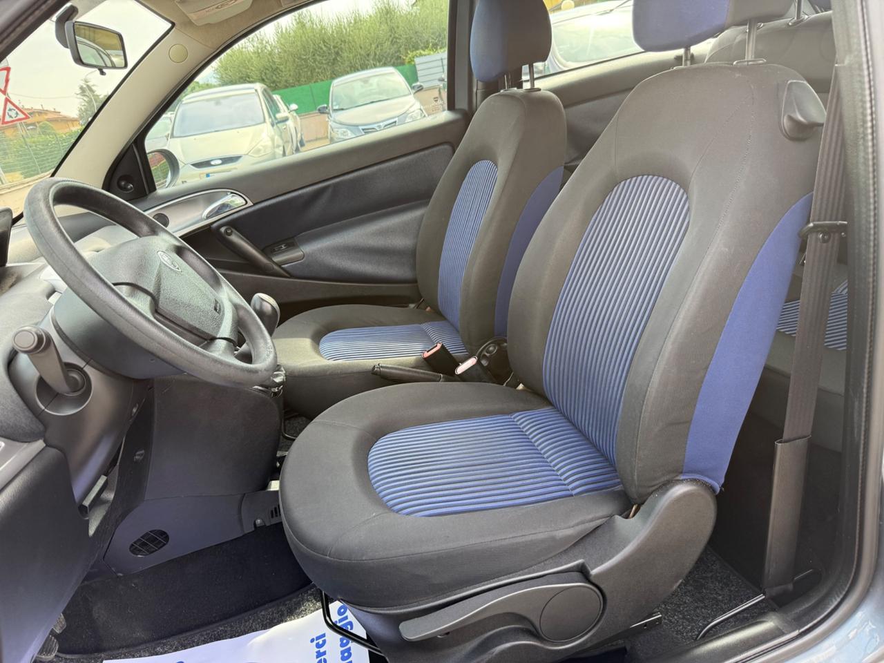Lancia Ypsilon 1.3 MJT 75 CV Argento