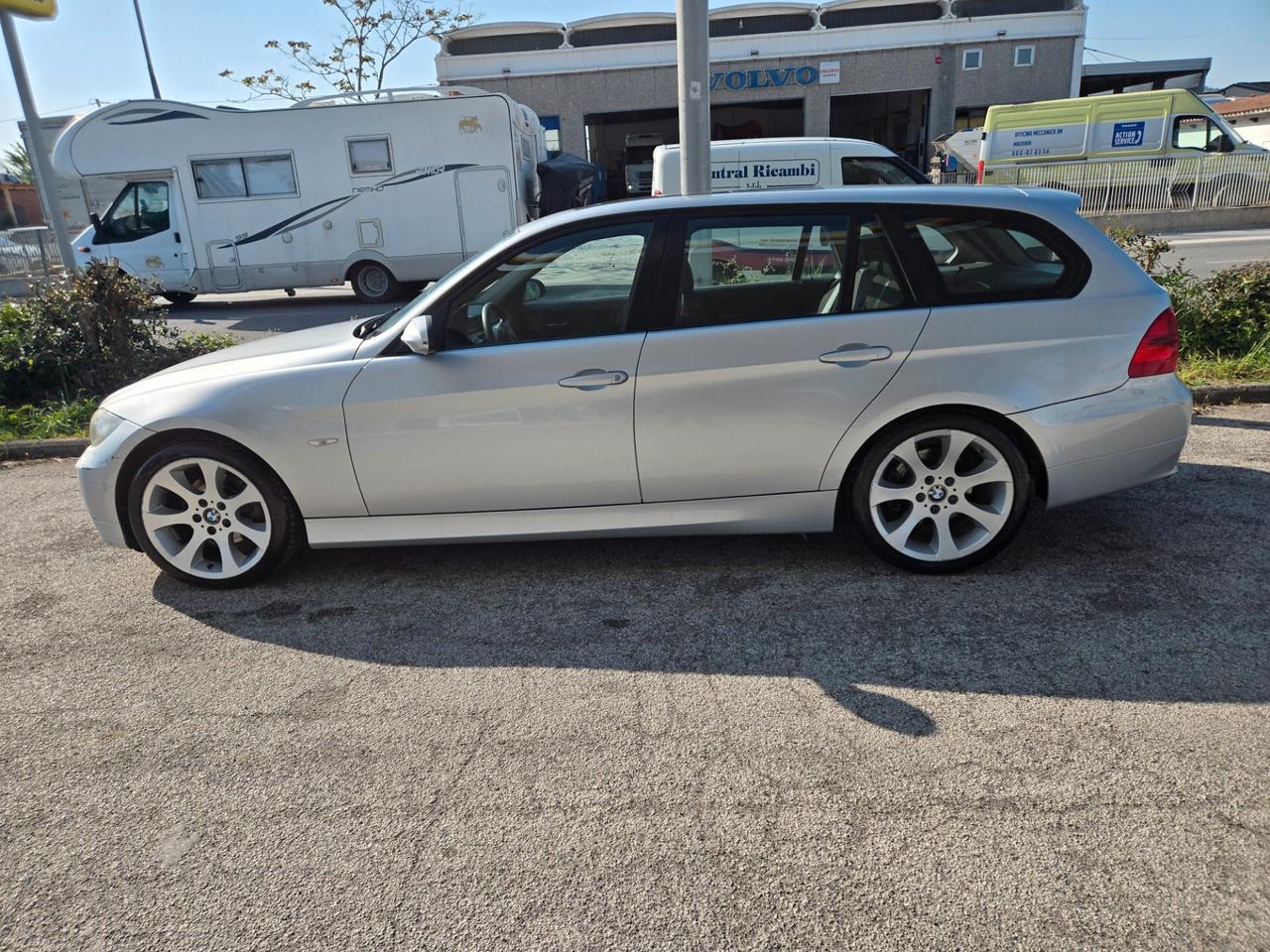 Bmw 320 320d cat Touring Attiva