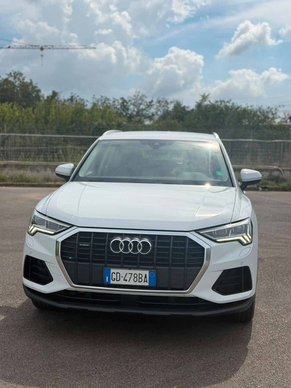 Audi Q3 40 TDI quattro S tronic matrix iva deducibile