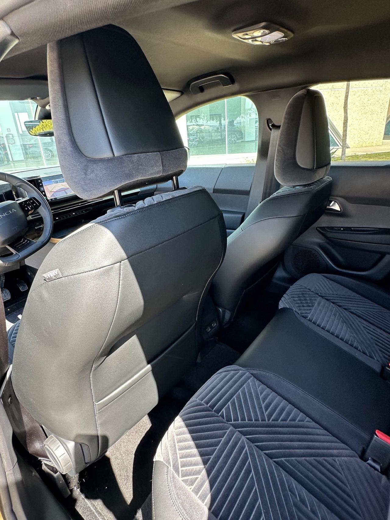Lancia Ypsilon 1.2 mhev LX offerta T-Stock prezzo imperdibile