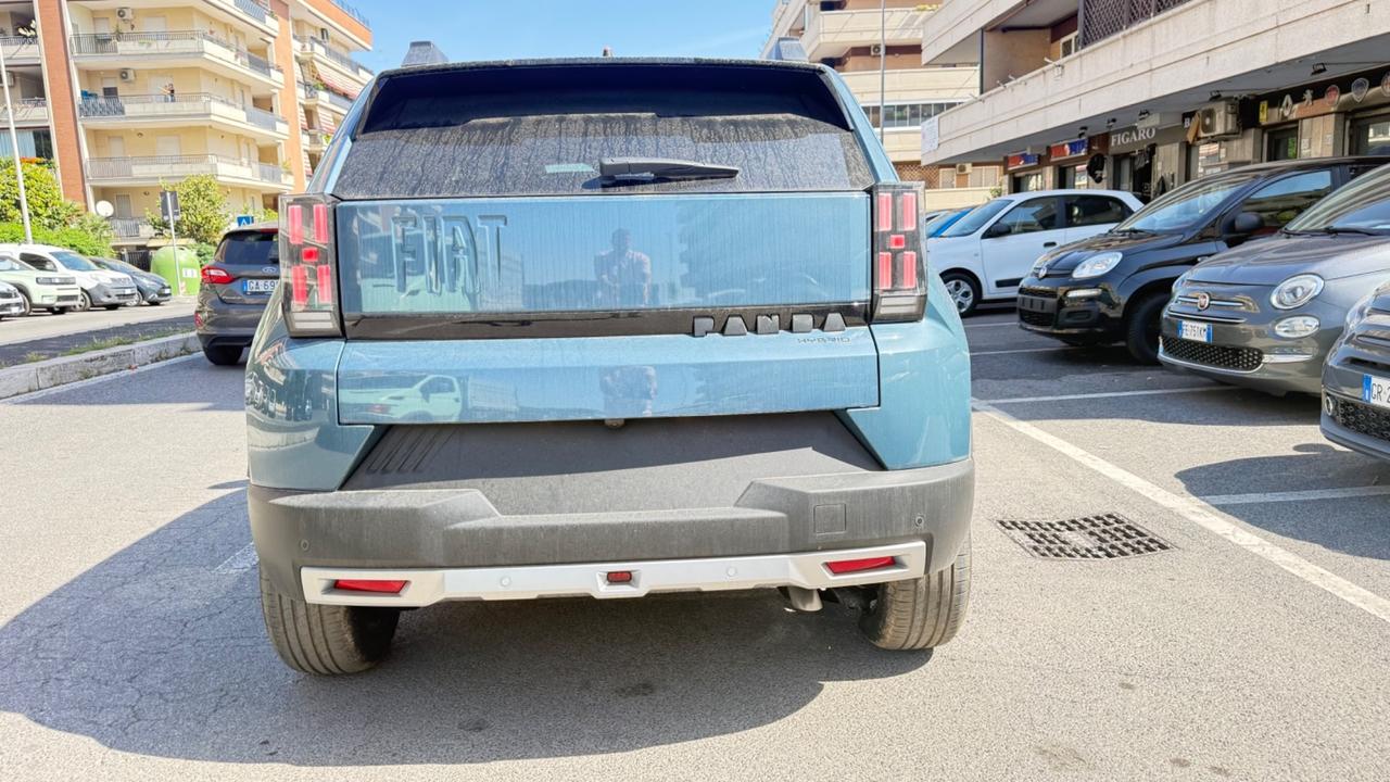 Fiat Grande Panda 1.2 Hybrid 110 CV S&S La Prima LED NAVI KAMERA CERCHI 17 BLUETOOTH