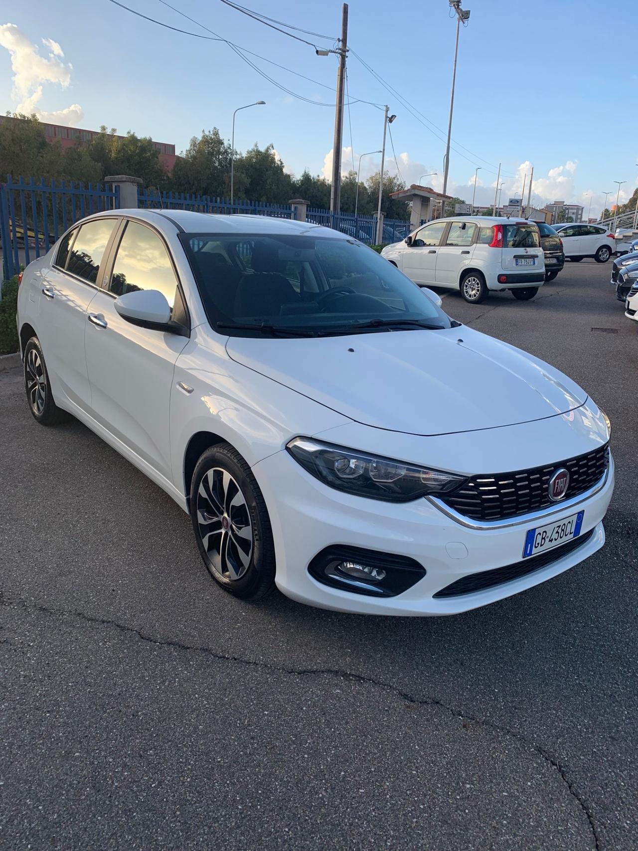 Fiat Tipo 1.6 Mjt 4 porte Lounge
