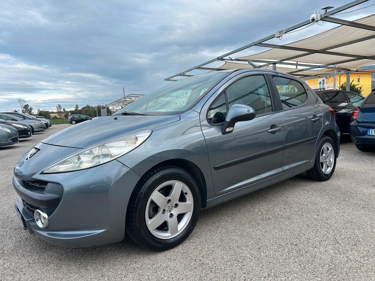 Peugeot 207 1.4 Benzina/Gpl