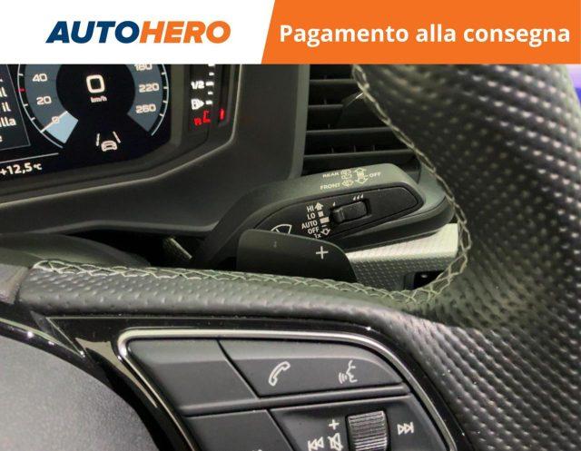 AUDI A1 SPB 40 TFSI S tronic Identity Black