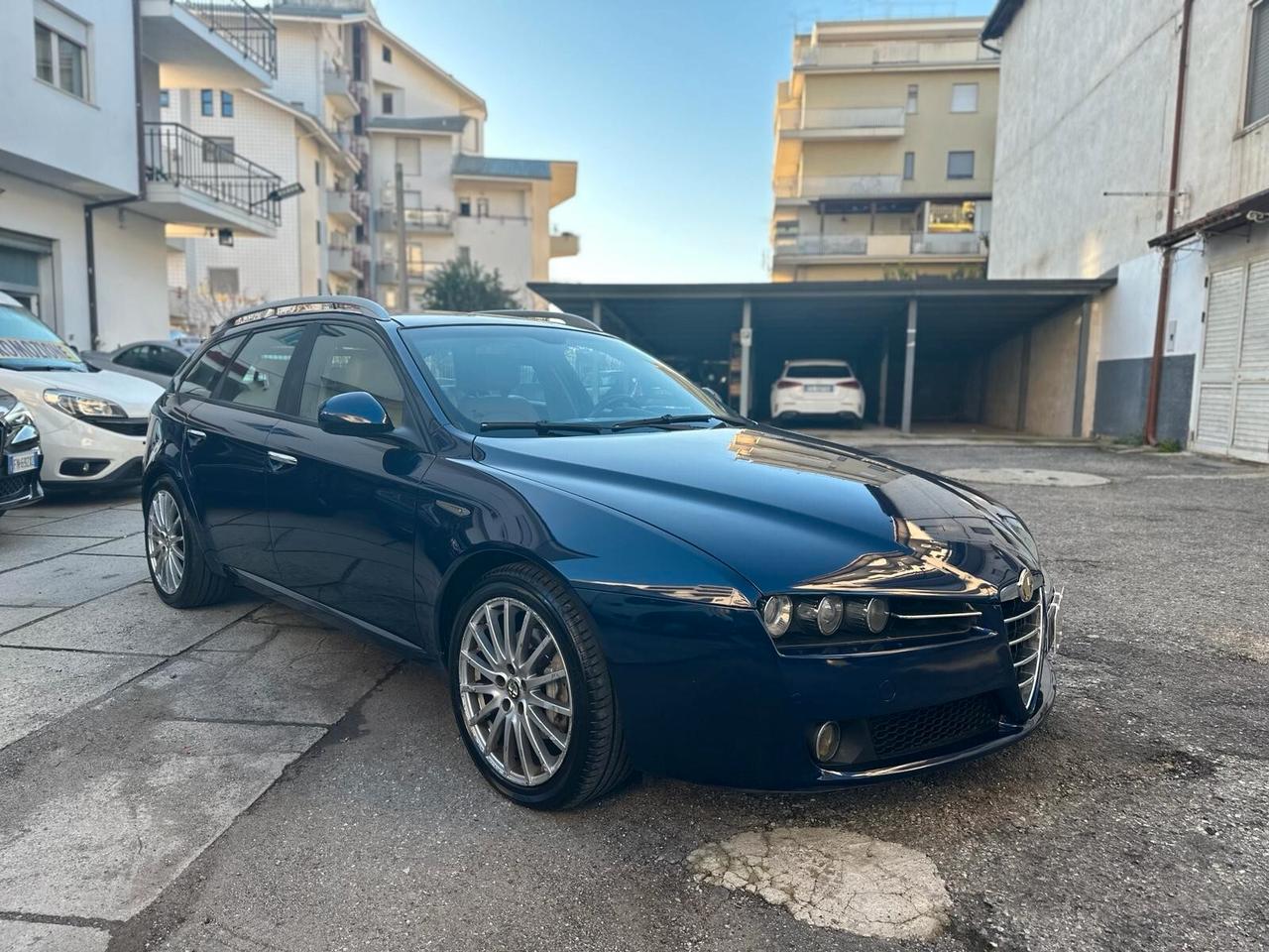 Alfa Romeo 159 1.9 JTDm 16V 150 cv Sportwagon Distinctive Q-Tronic