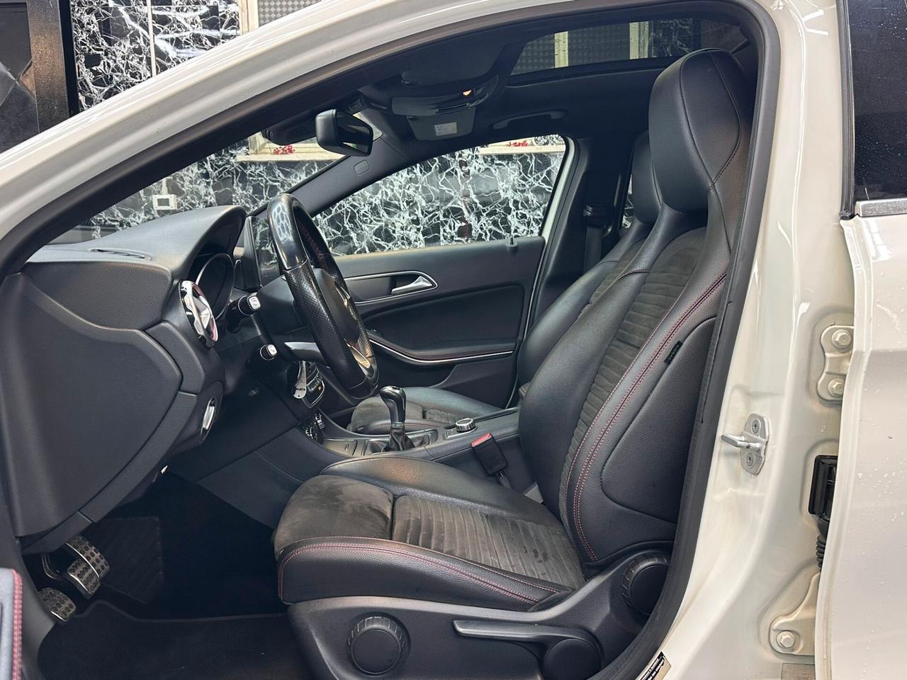 Mercedes-benz GLA 200 d Premium AMG