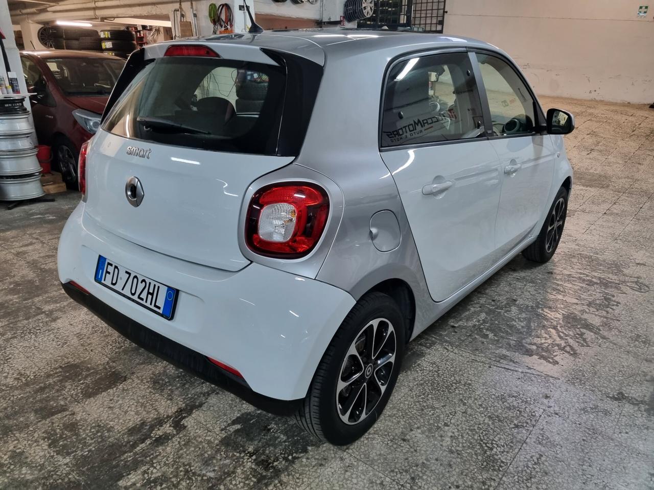 Smart ForFour 70 1.0 Passion