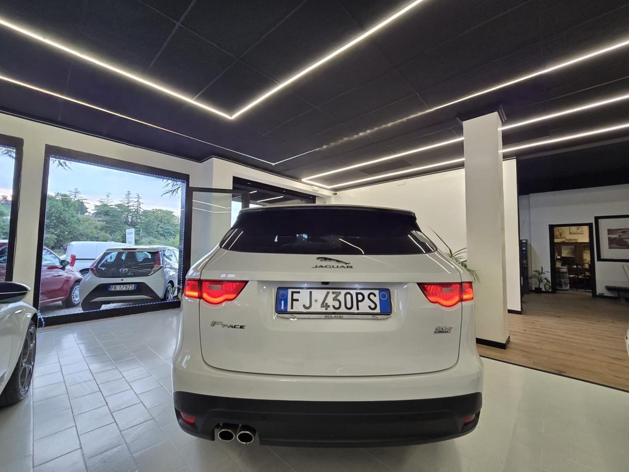 Jaguar F-Pace 2.0 D 163 CV Prestige