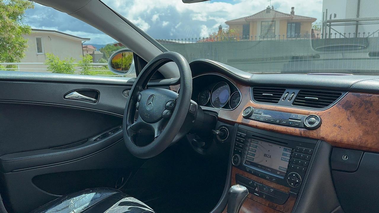 Mercedes-benz CLS 320 cdi