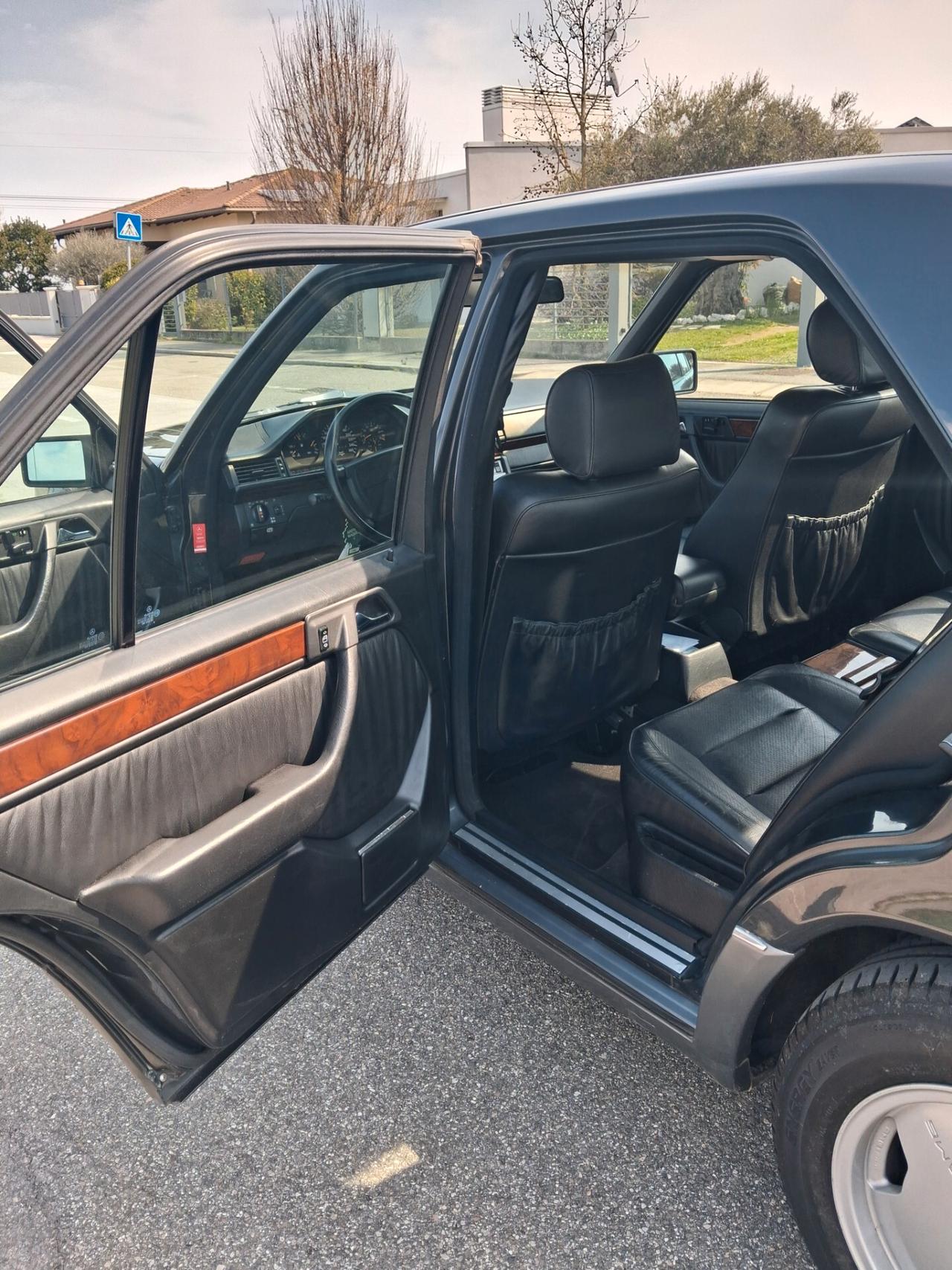 Mercedes-benz 300 E-24 Sportline