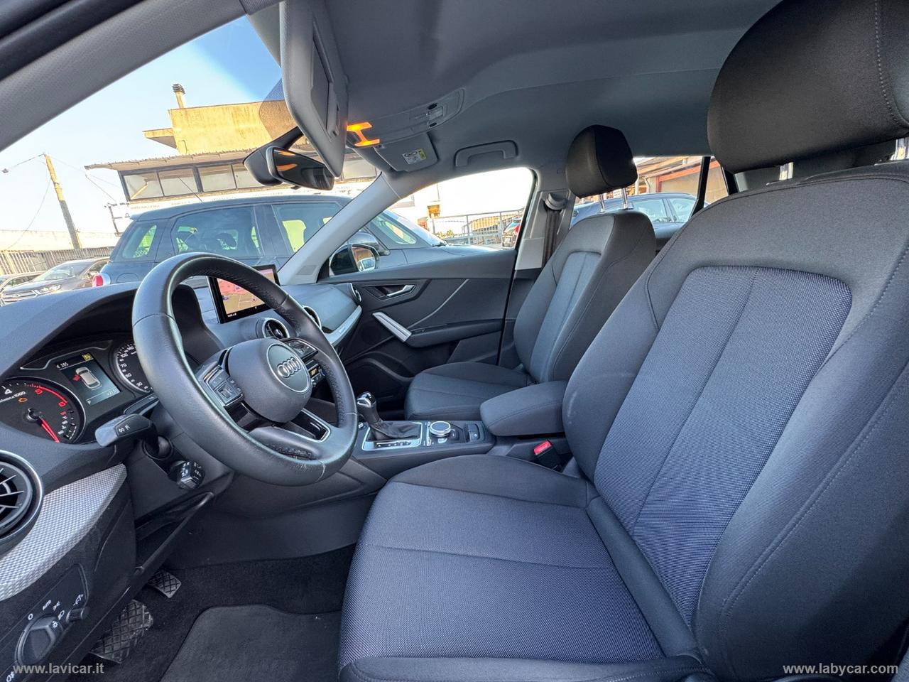 AUDI Q2 35 TDI quattro S tr. Identity Black