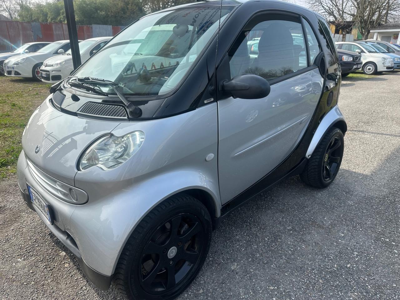 Smart ForTwo 700 coupé pure (45 kW)