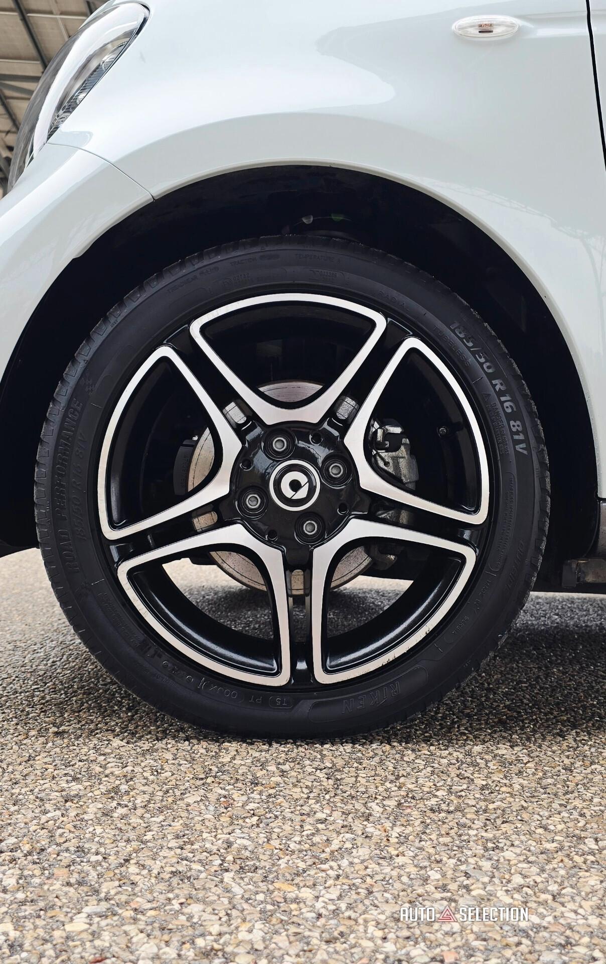 Smart ForFour EQ Pulse (Ok.Neopatentati)