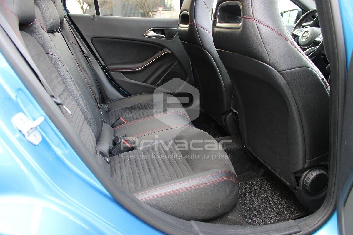 MERCEDES GLA 200 d Automatic Premium