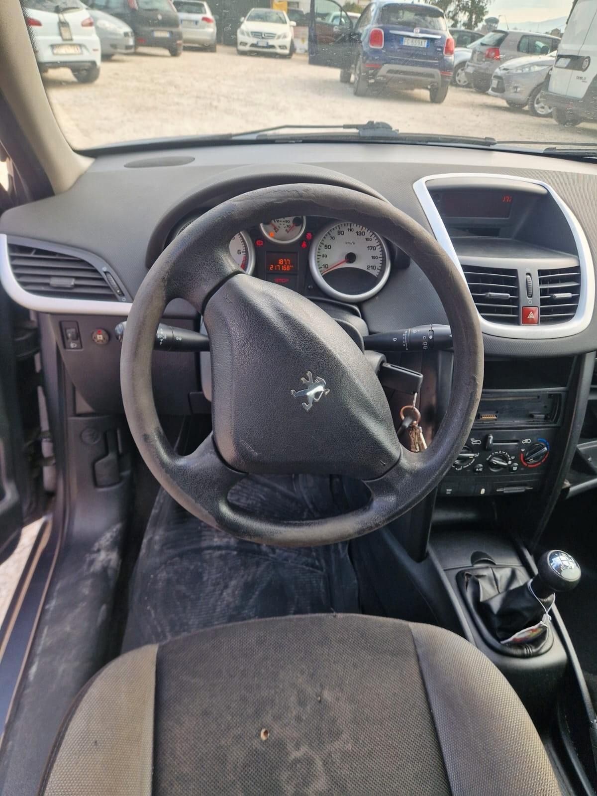 Peugeot 207 1.4 8V 75CV 5p. X Line ECO GPL