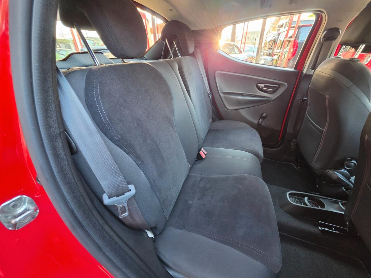 Lancia Ypsilon 1.2 benzina 01/2013 cv69