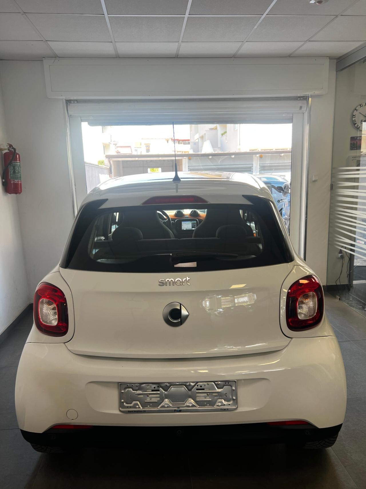 Smart ForFour 70 1.0 Passion NEOPATENTATI