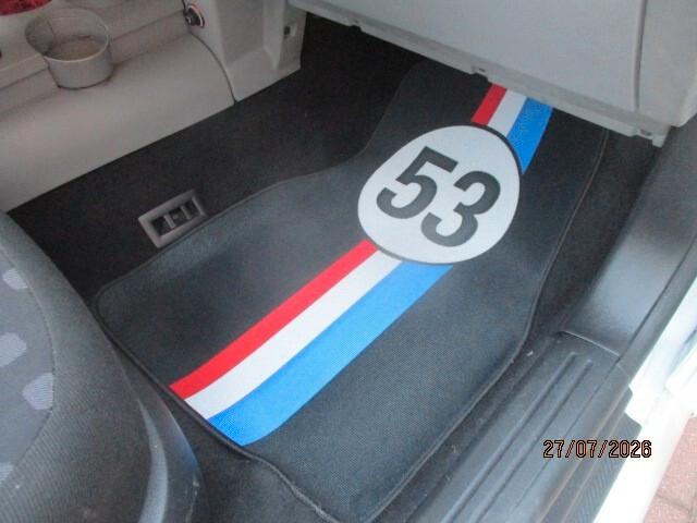 Volkswagen New Beetle HERBIE53