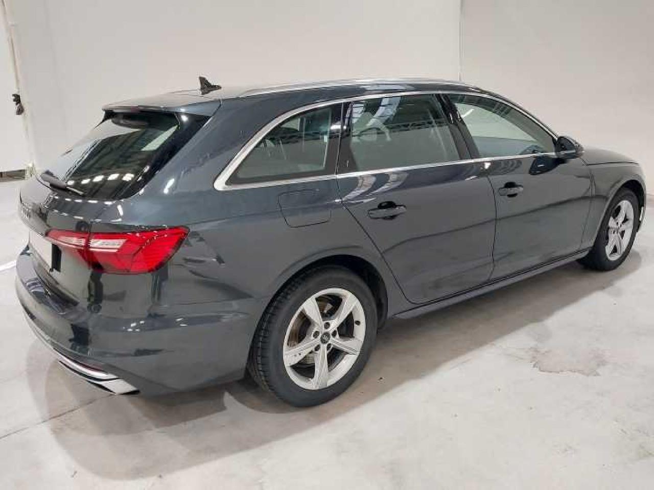 Audi A4 Avant 35 2.0 tdi mhev Business Advanced 163cv s-tronic