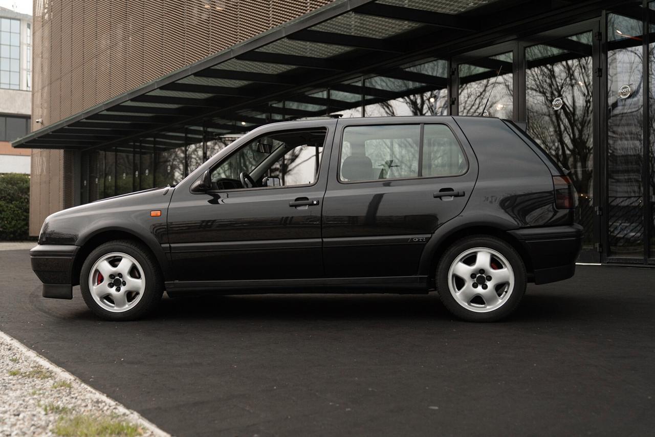 Volkswagen Golf GTI 16V Mk3 - VOL00068