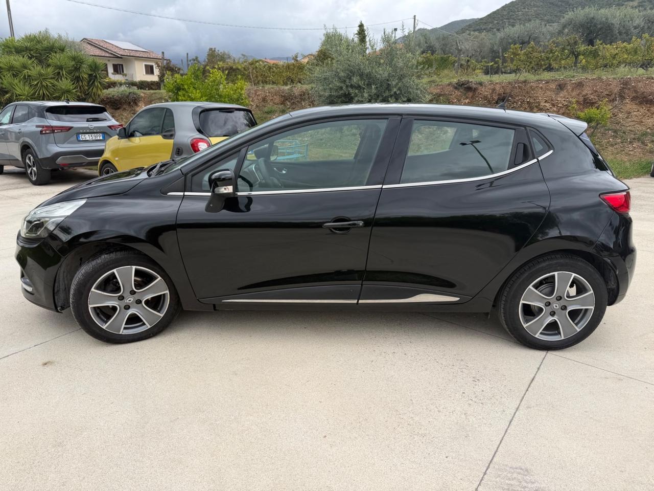 Renault Clio dCi 8V 75 CV 5 porte Duel